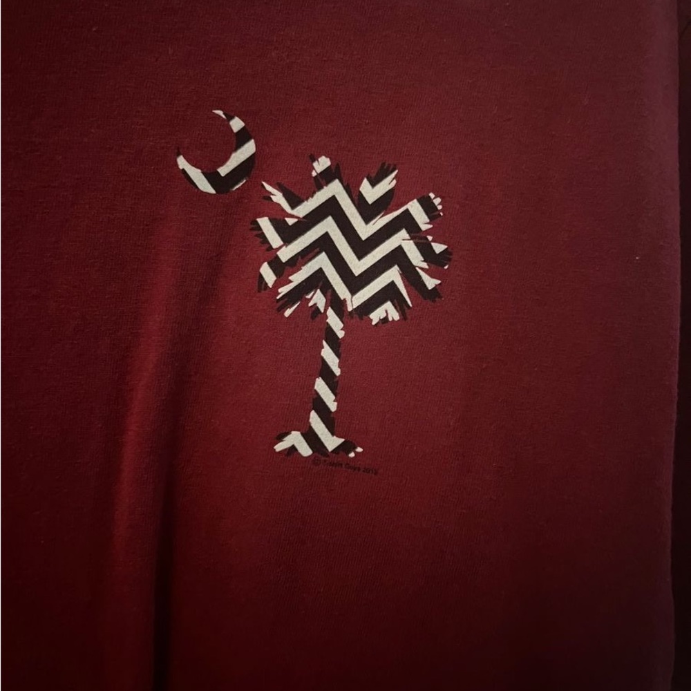 T-Shirt - Picture 3 of 4